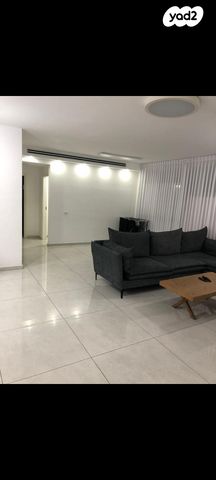 דירה, טופז 5, צמרות המושבה, באר יעקב