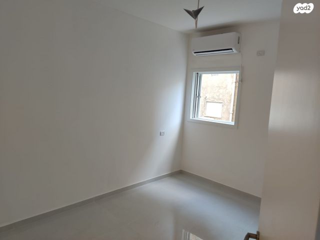 דירה, מונטיפיורי 7, אברמוביץ', ראשון לציון