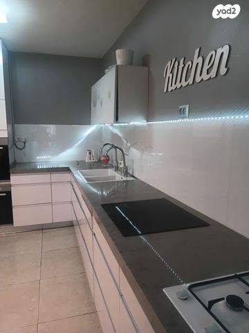 דירה, בעל התניא 16, שיכון ההסתדרות, בני ברק