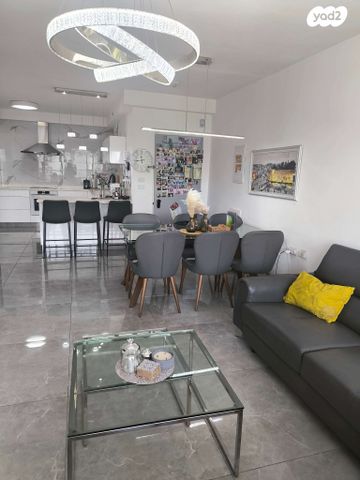 דירה, הכלנית 20, רובע ח', אשדוד