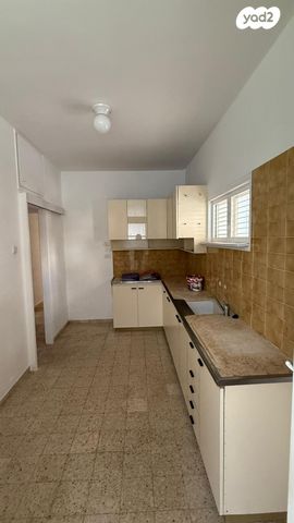 דירה, יהודה הלוי 11, מרכז העיר דרום, נתניה