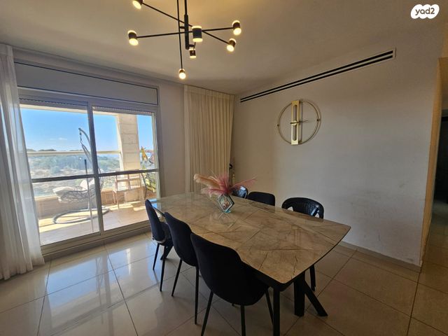 דירה, יואל הנביא 26, רמת אבי עזרי / רמת בית שמש ג-1, בית שמש