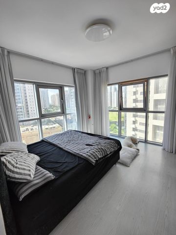 דירה, אריק לביא 1, עיר ימים, נתניה