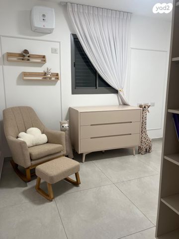 דירה, נעמי שמר 10, נאות שמיר, יבנה