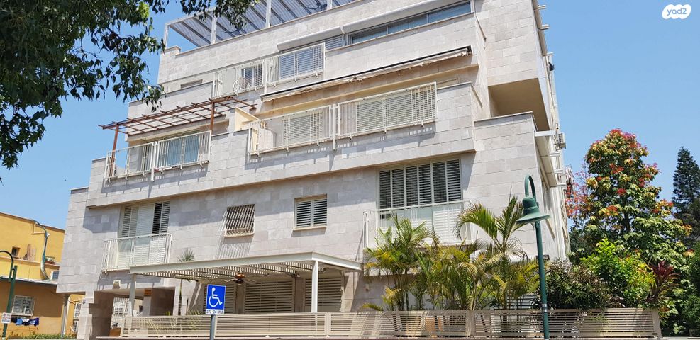 דירה, א.ד. גורדון 3, הפועל המזרחי ג', שיכון ג', בני ברק