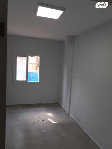 דירת גן, שדרות ירושלים 12, חסכון ג, לוד