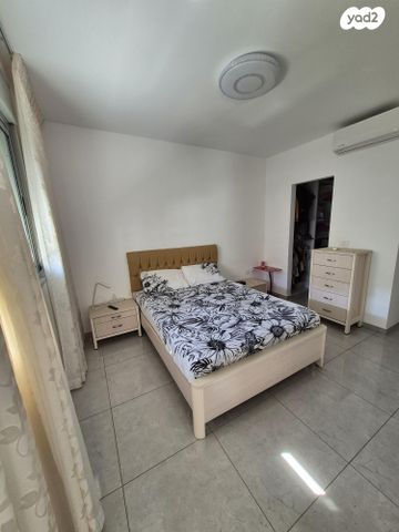 דירה, פרץ ברנשטיין 23, ברנע, אשקלון