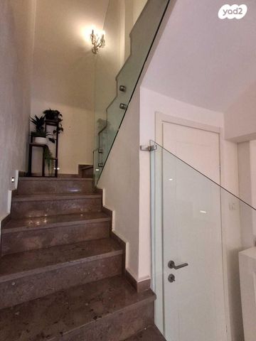 דופלקס, הרכס 66, נופי סלע, מעלה אדומים