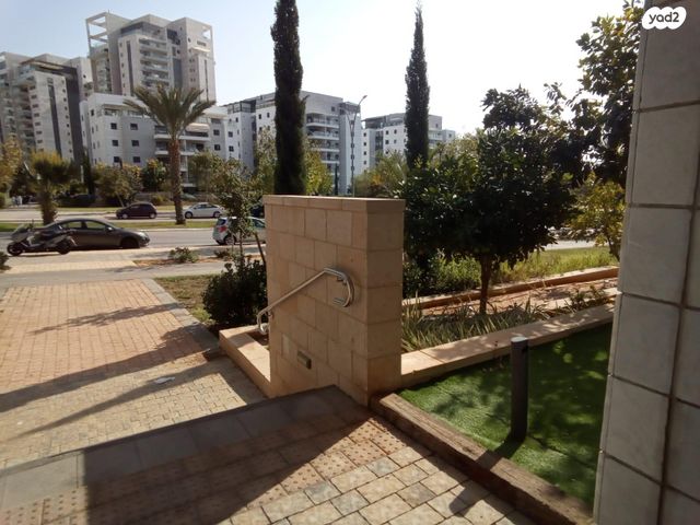 דירה, שדרות הרצל 6, נאות שמיר, יבנה