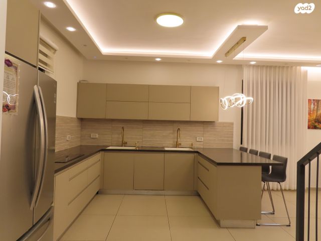 גג/ פנטהאוז, שדרות האמוראים 37, איילת השחר / רמת בית שמש ד-3, בית שמש