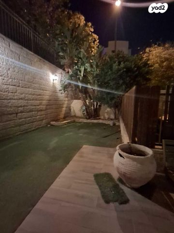 דופלקס, הרכס 66, נופי סלע, מעלה אדומים