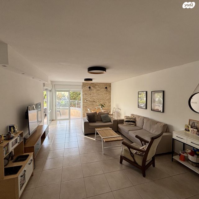 דירה, דוד אלעזר 3, לב המושבה, נס ציונה