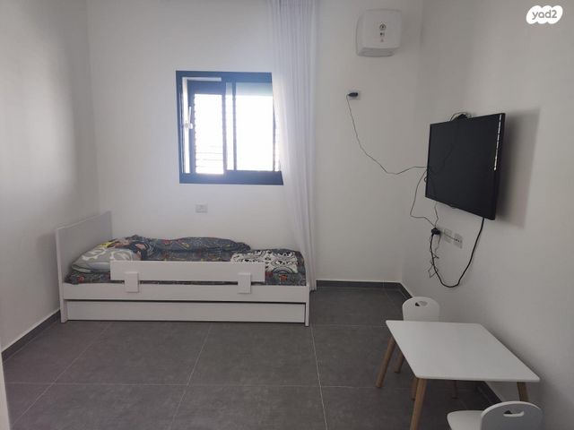 דירה, שנית 14, הכלניות, שדרות