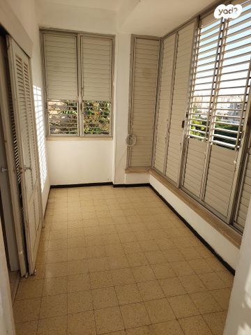 דירה, שדרות העצמאות 59, רוטשילד עצמאות, בת ים