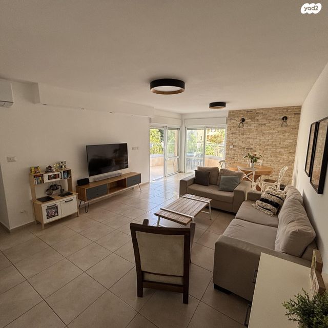 דירה, דוד אלעזר 3, לב המושבה, נס ציונה