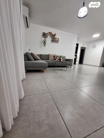 דירה, הענבל 25, הדר גנים, פתח תקווה