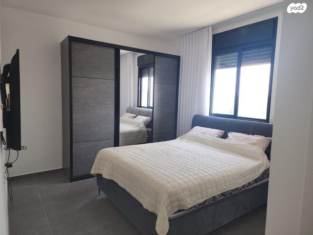 דירה, שנית 14, הכלניות, שדרות