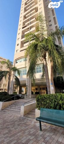 דירה, אהרון קרון 3, ראשונים, ראשון לציון