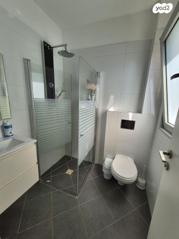 דירה, פרץ ברנשטיין 23, ברנע, אשקלון