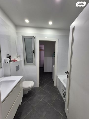 דירה, פרץ ברנשטיין 23, ברנע, אשקלון