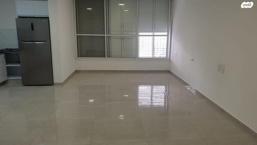 דירה, הרצל 35, רמב"ם, ראשון לציון