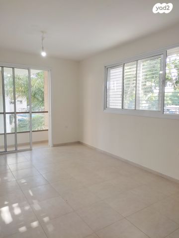 בן גוריון 38