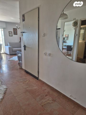 דירה, אבשלום חביב 104, ארמון הנציב, תלפיות מזרח, ירושלים