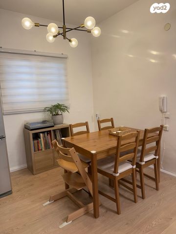 דירה, הנוטרים 9, מרכז, הרצליה