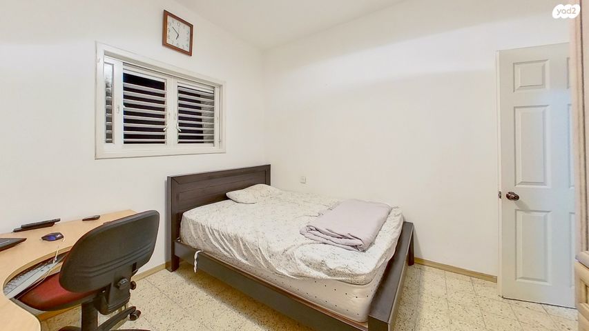 דירה, סמטת בצלאל 11, רמב"ם, ראשון לציון