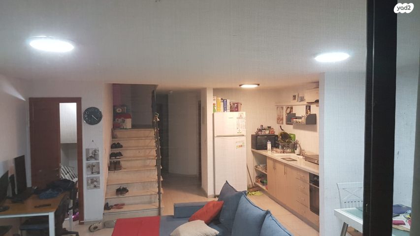 מרתף/ פרטר, גשמי ברכה 10, מתחם 11, הוד השרון