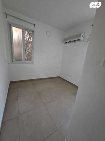 יחידת דיור, שדרות רוטשילד 46, מרכז העיר, חדרה