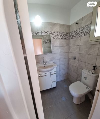 דירה, בר ניסן 27, נווה זאב, נאות אילן, באר שבע