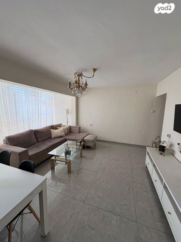 דירה, ברזוויל 9, גרין ועם, חולון