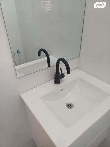 יחידת דיור, האבות 9, נווה יוסף, קרית עקרון