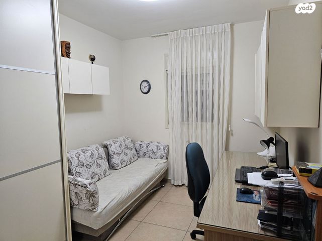 דירה, שדרות ח"ן 4, ב' / צפון מערב העיר, רחובות