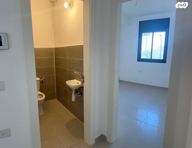 הרב שלום שבזי 231