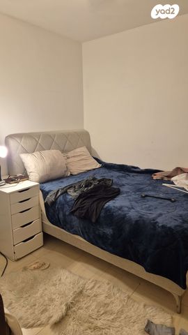 אבשלום חביב 104