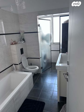 בית פרטי/ קוטג', עמק חפר 58, נאות הרצל, נתניה