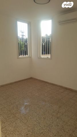 דירה, שברץ 22, לסטר/רבוצקי, רעננה