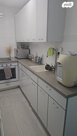 אורי בן ארי 6