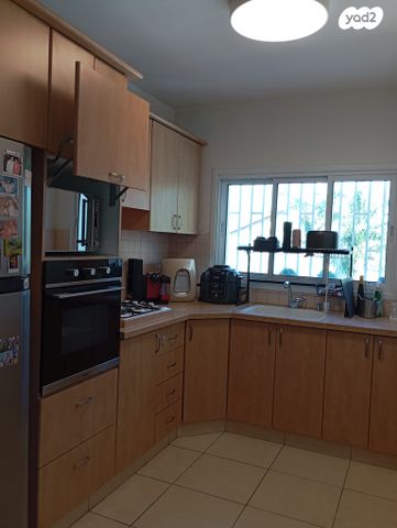 דירה, עמוס 14, נאות יהודית ונווה ארזים, חולון