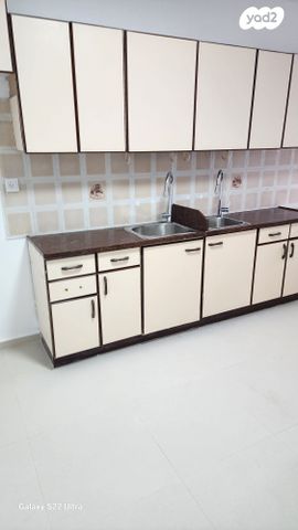 צבי הרלינג 15