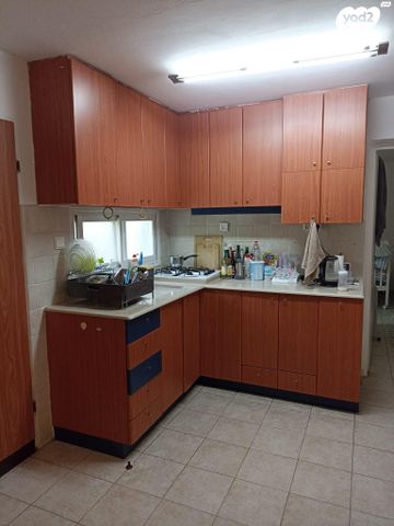 יחידת דיור, אבן ספיר 7, שיכון דן, נווה דן, תל אביב יפו