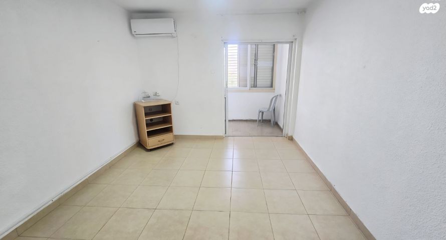 דירה, הגליל 45, המיסדים, כרמיאל