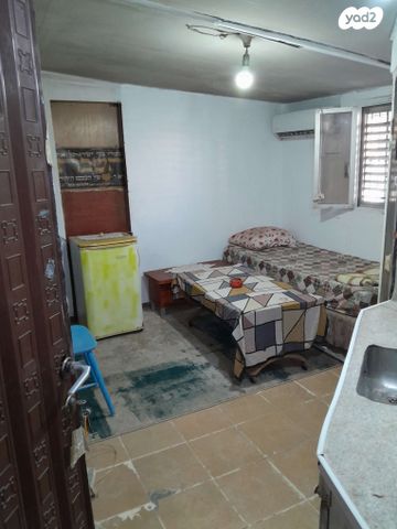 יחידת דיור, אברהם בן דוד 1, מרכז בעלי המלאכה, בני ברק