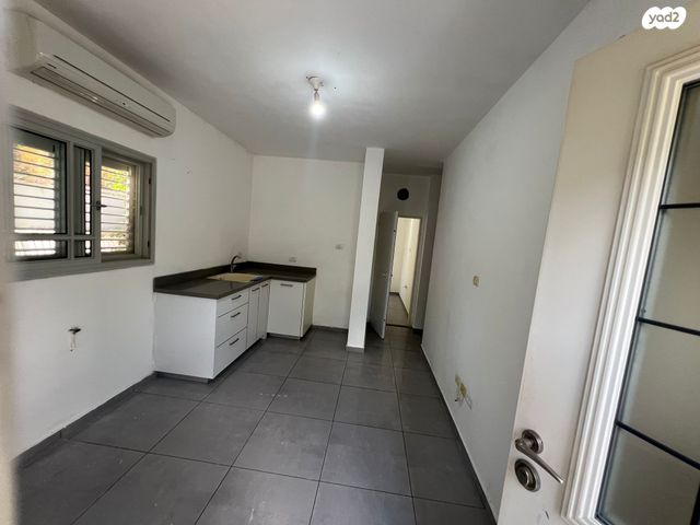 יחידת דיור, דרך השדות 1, גאולים, גאולים