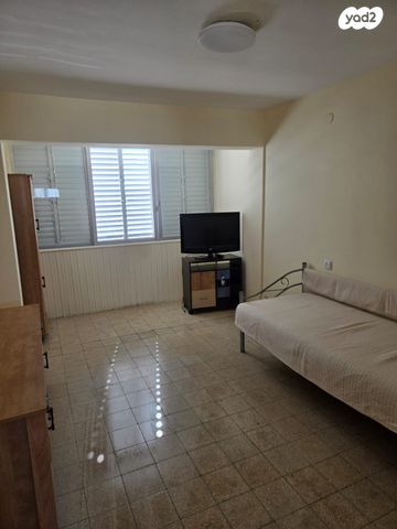 דירה, הרב מיימון 23, רובע ב', אשדוד