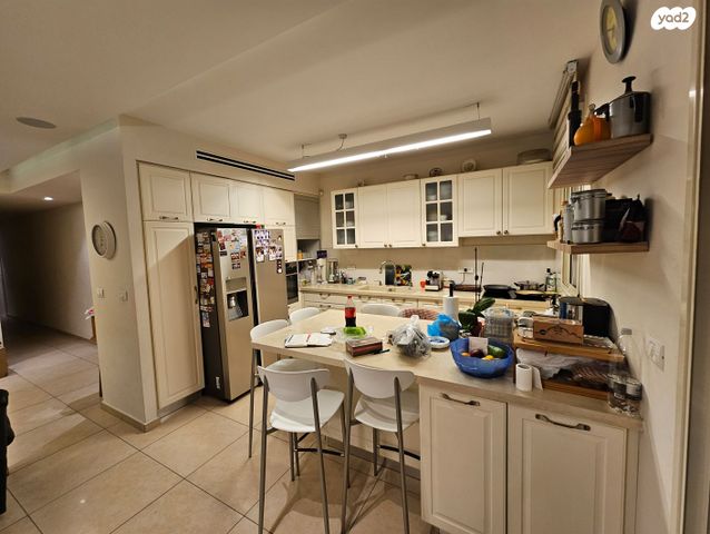 דירה, שדרות ח"ן 4, ב' / צפון מערב העיר, רחובות