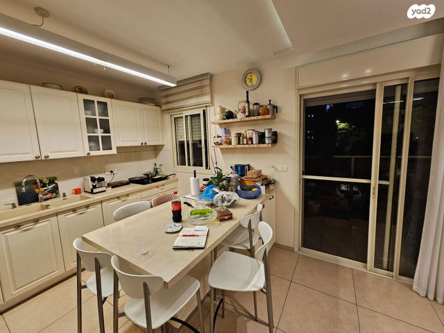 דירה, שדרות ח"ן 4, ב' / צפון מערב העיר, רחובות