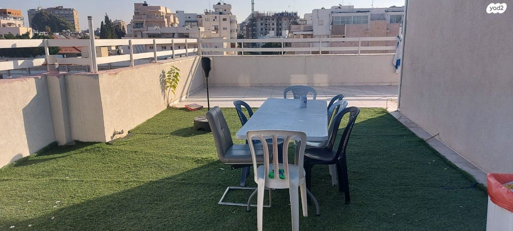 דופלקס, טרומפלדור 40, כפר גנים א, פתח תקווה